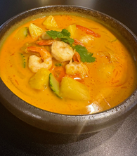 Kaeng Karee Supparod Gai Koong