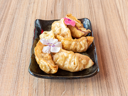 Pierożki z kurczakiem 6 szt.