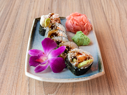 Futomaki pieczone Yaki Sake - 6 szt.