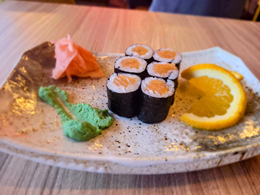 Hosomak Masago Sake - 6 szt.