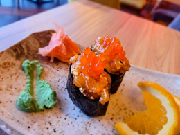 GUNKAN sake tatar ikura - 2 szt. 